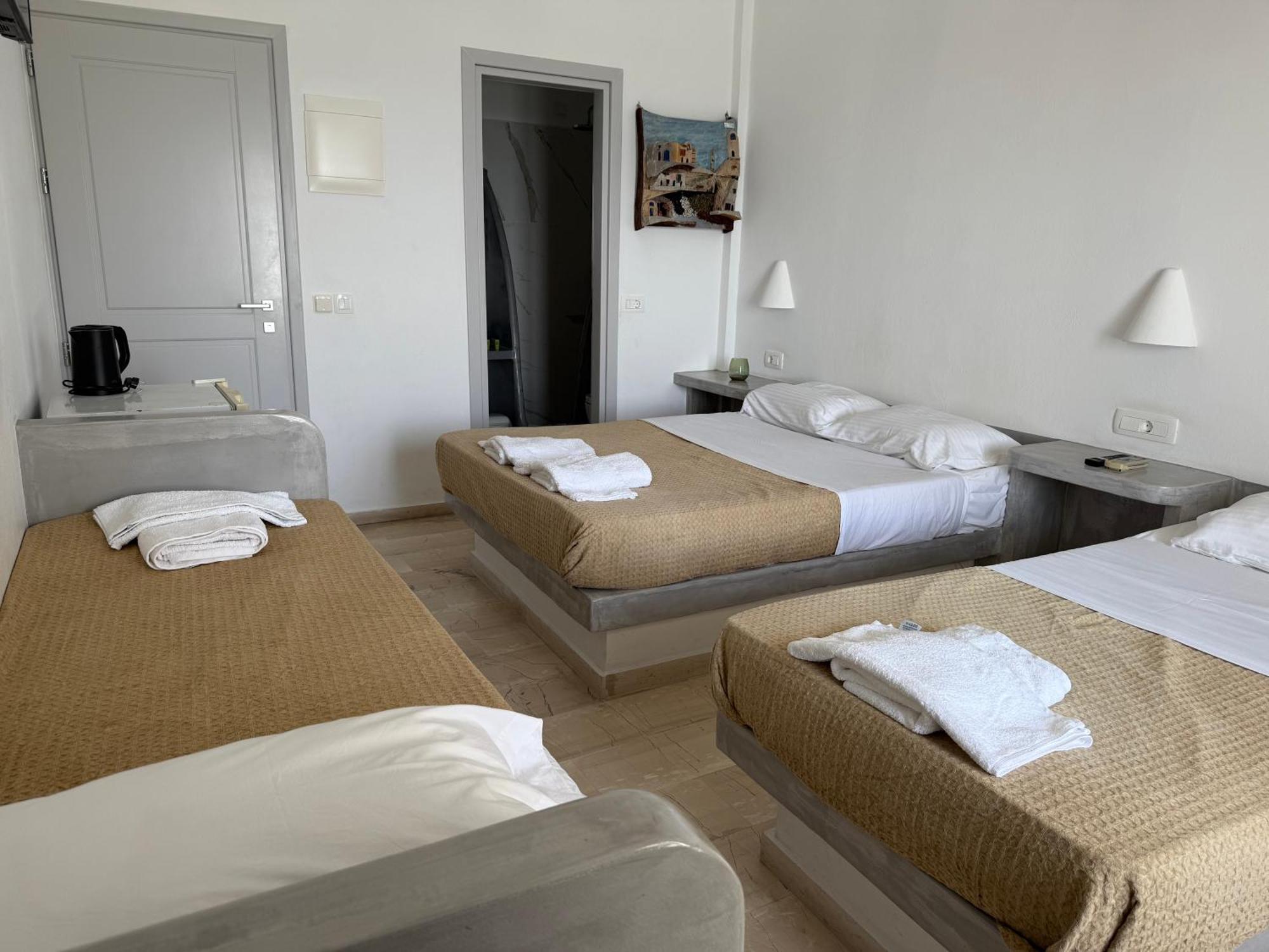 Hellas Hotel 2*