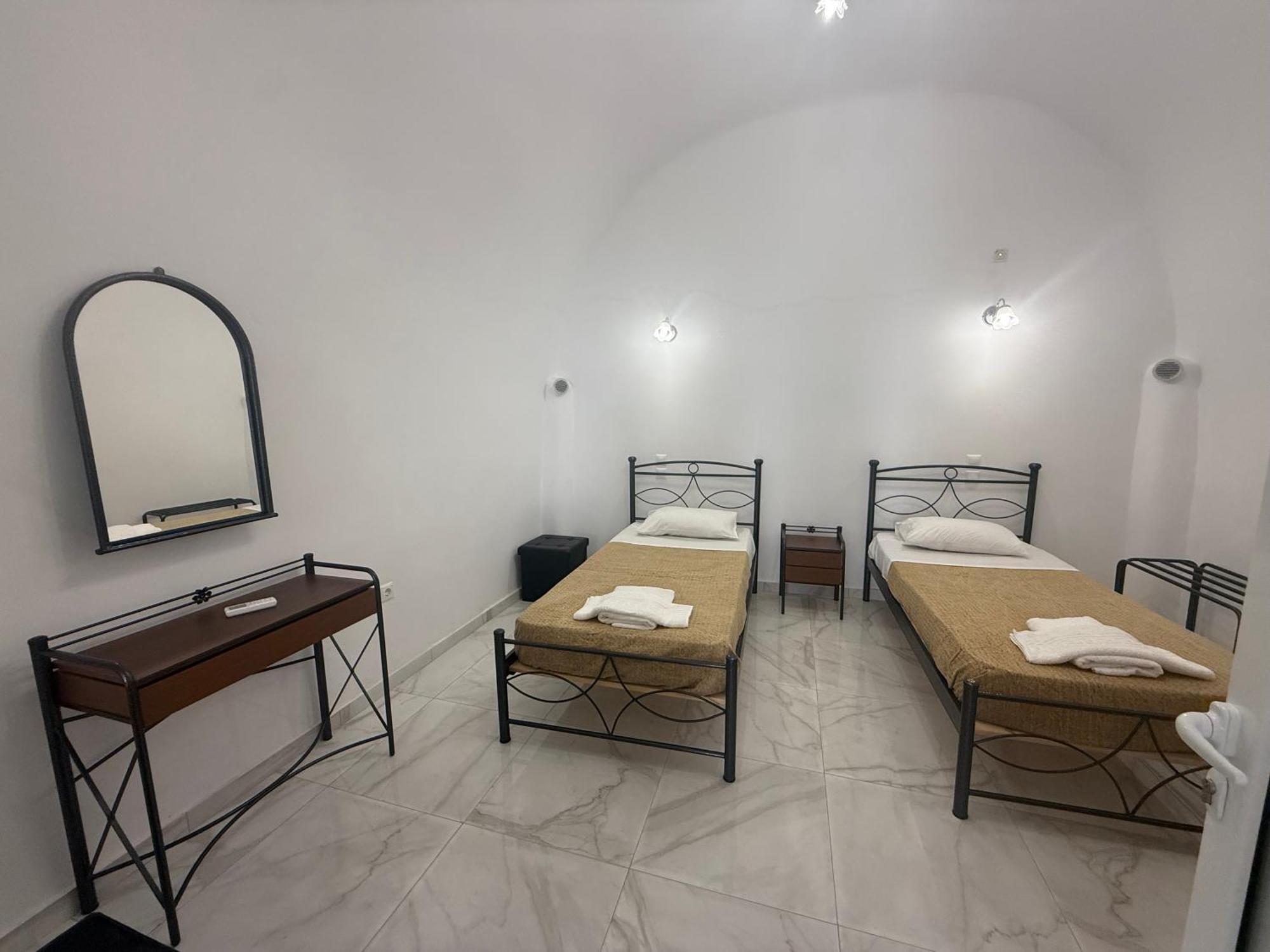 Hellas Hotel 2*