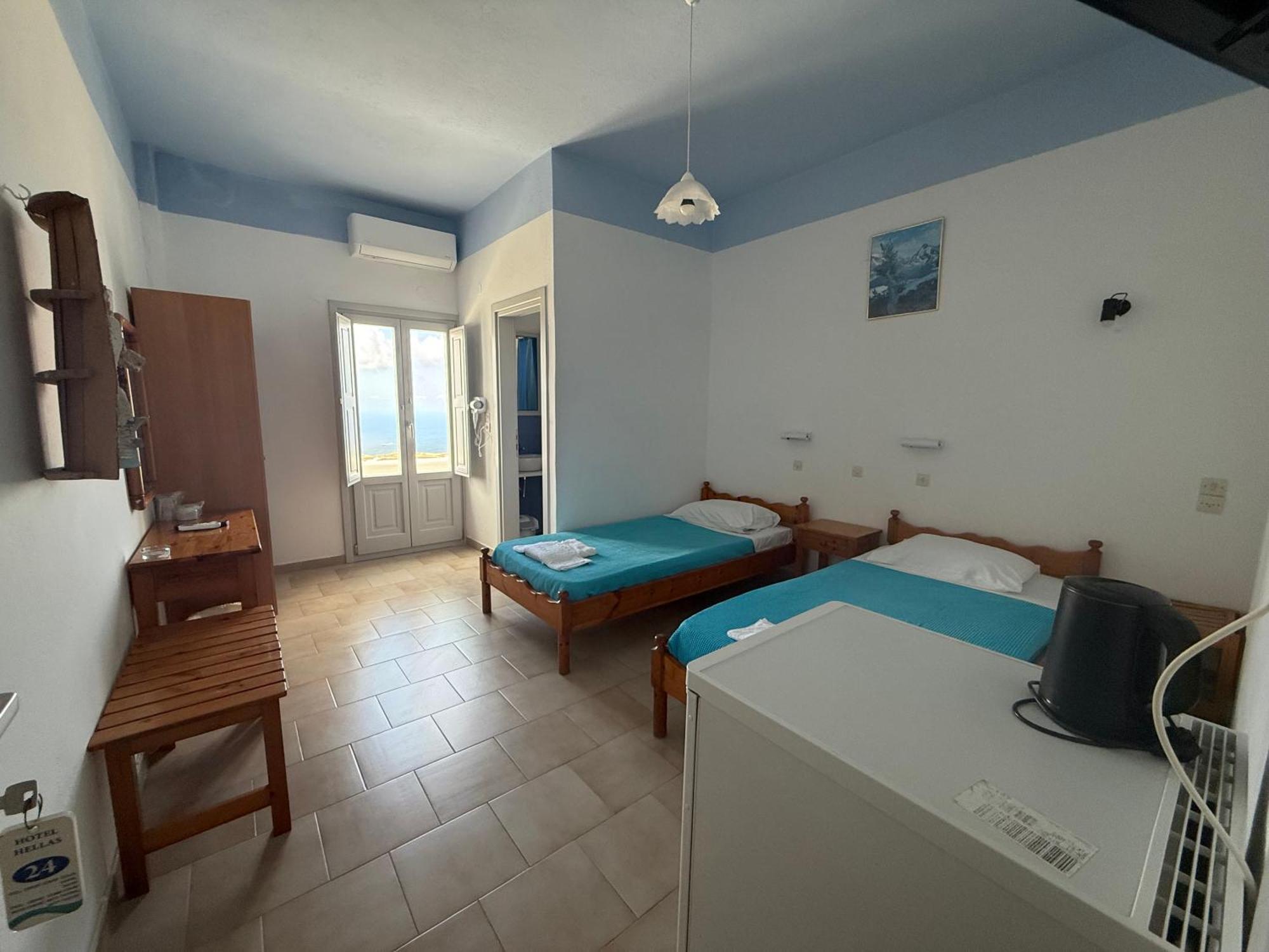 Hellas 2* Тира